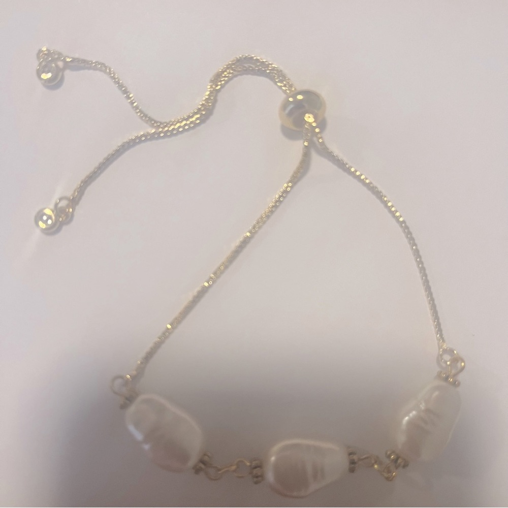 Pearl Adjustable Bracelet with Rhinestones Ends Gold White New Handcrafted - Picture 4 of 7
